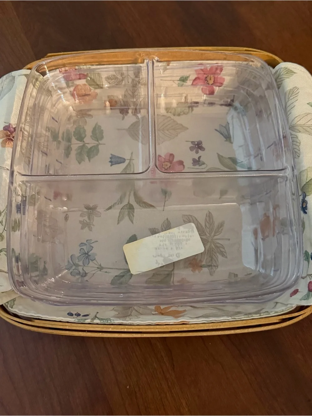 Longaberger Picnic Pal , 8 x8 Serving Solutions